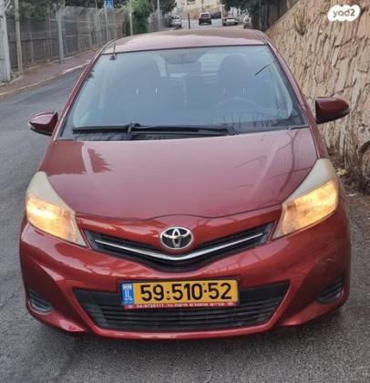 טויוטה יאריס Style אוט' 1.3 (99 כ"ס) בנזין 2013 למכירה בראמה