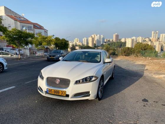 יגואר XF Luxury אוט' 2.0 (240 כ"ס) בנזין 2015 למכירה בחיפה