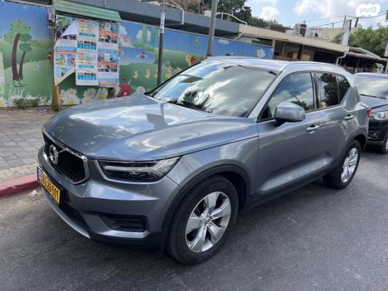 וולוו XC40 T4 Momentum Plus אוט' 2.0 (190 כ''ס) בנזין 2018 למכירה בהרצליה