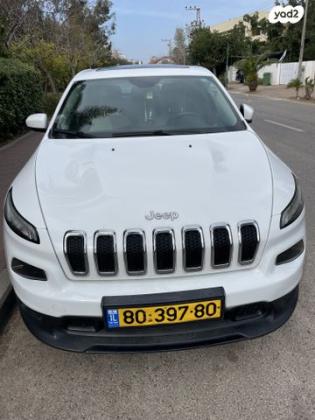 ג'יפ / Jeep צ'ירוקי Sport אוט' 2.4 (177 כ''ס) בנזין 2017 למכירה בהרצליה