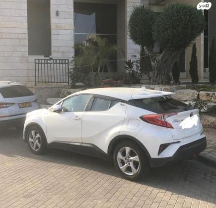 טויוטה C-HR City הייבריד אוט' 1.8 (98 כ"ס) בנזין 2017 למכירה בחיפה