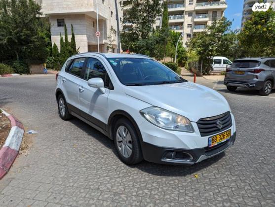 סוזוקי SX4 קרוסאובר GLX אוט' 1.6 (118 כ''ס) בנזין 2014 למכירה בכפר סבא