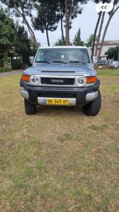 טויוטה FJ קרוזר 4X4 אוט' 4.0 (260 כ''ס) בנזין 2008 למכירה בפתח תקווה