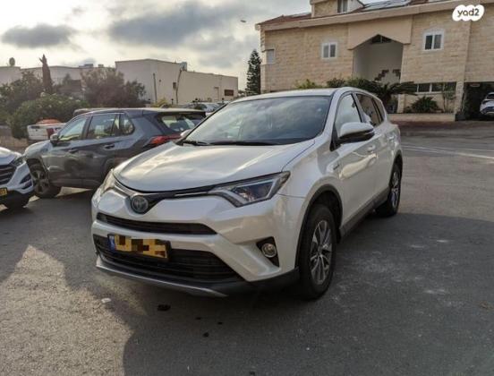 טויוטה RAV4 הייבריד Premium הייבריד אוט' 2.5 (155 כ''ס) בנזין 2017 למכירה בחיפה