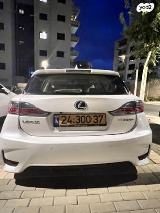 לקסוס CT200H Luxury הייבריד אוט' 1.8 (99 כ"ס) בנזין 2016 למכירה בחריש