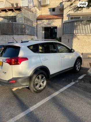 טויוטה RAV4 ארוך 4X4 Premium אוט' 2.0 (151 כ''ס) בנזין 2015 למכירה בירושלים