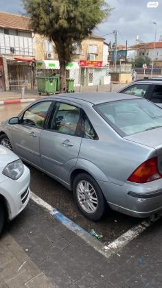 פורד פוקוס Ghia סדאן אוט' 1.6 (100 כ''ס) בנזין 2003 למכירה בבת ים