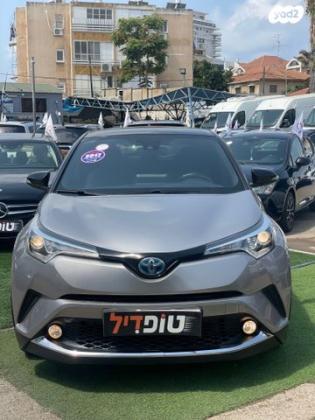 טויוטה C-HR Chic הייבריד אוט' 1.8 (98 כ"ס) בנזין 2017 למכירה בנתניה