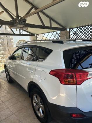 טויוטה RAV4 ארוך 4X4 Premium אוט' 2.0 (151 כ''ס) בנזין 2015 למכירה בטבריה