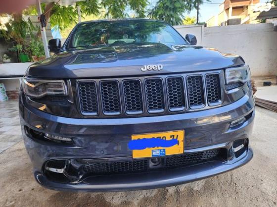 ג'יפ / Jeep גרנד צ'ירוקי 4X4 SRT Red Vapor אוט' 6.4 (473 כ"ס) בנזין 2015 למכירה ברהט