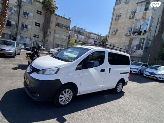 ניסאן NV200 Combi ידני דיזל 5 מק' 1.5 (90 כ''ס) דיזל 2017 למכירה בתל אביב יפו