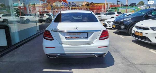 מרצדס E-Class Taxi E200D AV Taxi אוט' דיזל 1.6 (160 כ''ס) דיזל 2020 למכירה בראשון לציון