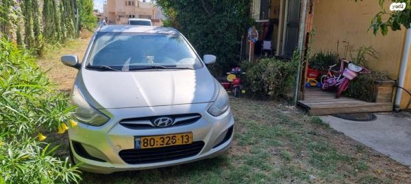 יונדאי i25 Inspire אוט' 1.4 (109 כ''ס) בנזין 2012 למכירה בפתח תקווה