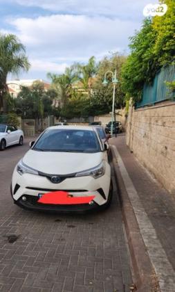 טויוטה C-HR City הייבריד אוט' 1.8 (98 כ"ס) בנזין 2017 למכירה בפתח תקווה