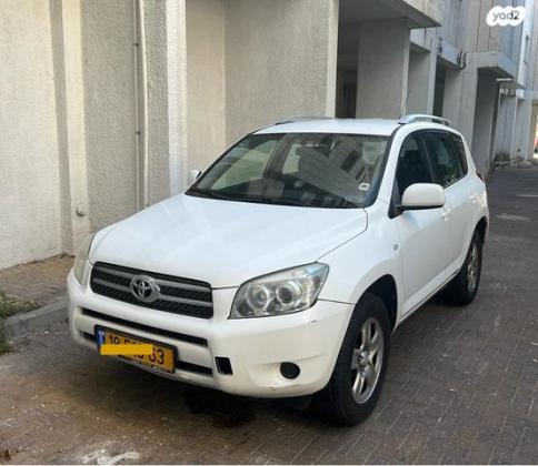 טויוטה RAV4 ארוך 4X4 GLI אוט' 2.0 (152 כ''ס) בנזין 2008 למכירה בגבעתיים