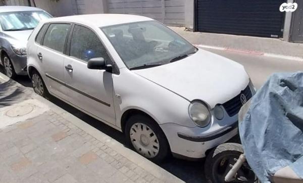 פולקסווגן פולו Comfortline אוט' 1.4 (75 כ"ס) בנזין 2003 למכירה בגני תקווה