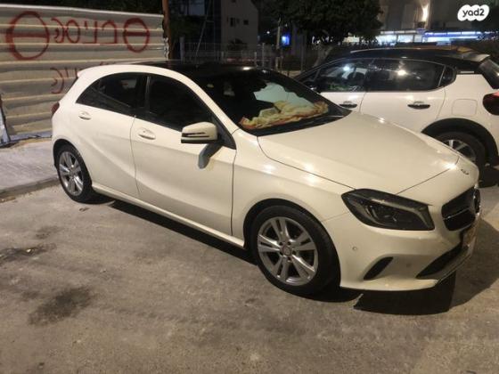 מרצדס A-Class A200 Urban FL אוט' 1.6 (156 כ''ס) בנזין 2016 למכירה בראשון לציון