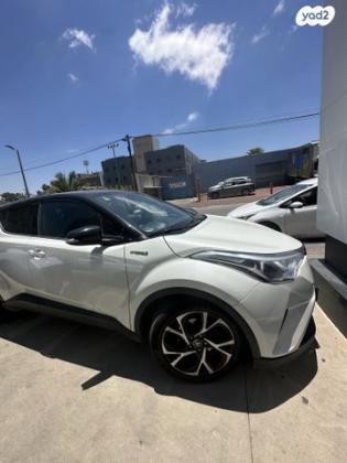 טויוטה C-HR Chic הייבריד אוט' 1.8 (98 כ"ס) בנזין 2019 למכירה בנתניה