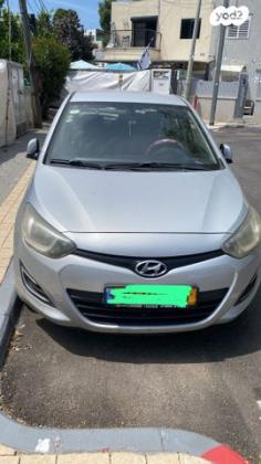 יונדאי i20 Insight אוט' 1.4 (100 כ"ס) בנזין 2014 למכירה בתל אביב יפו