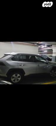 טויוטה RAV4 הייבריד 4X4 E-xperience הייבריד אוט' 2.5 (178 כ''ס) בנזין 2019 למכירה בגבעתיים