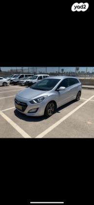 יונדאי i30 Inspire סטיישן אוט' 1.6 (135 כ"ס) בנזין 2017 למכירה באשדוד