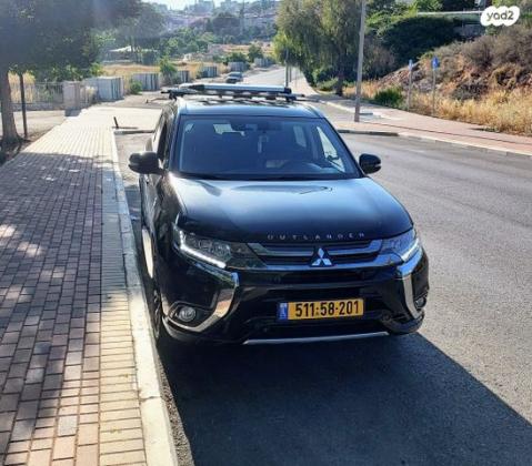 מיצובישי אאוטלנדר PHEV 4X4 Luxury הייבריד אוט' 5 מק' 2.0 (121 כ"ס) היברידי חשמל / בנזין 2018 למכירה בכרמיאל