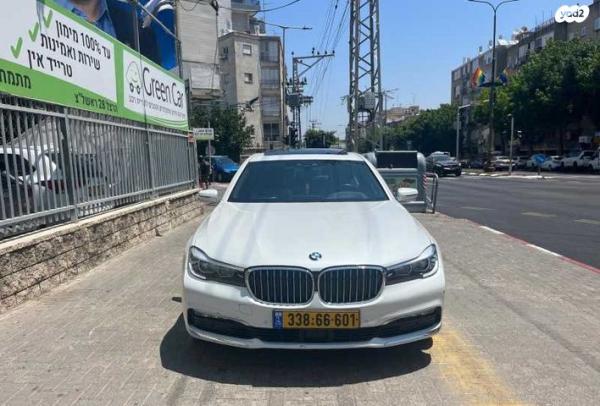 ב.מ.וו סדרה 7 740E IPer Luxury הייבריד אוט' 2.0 (258 כ''ס) היברידי חשמל / בנזין 2018 למכירה בראשון לציון