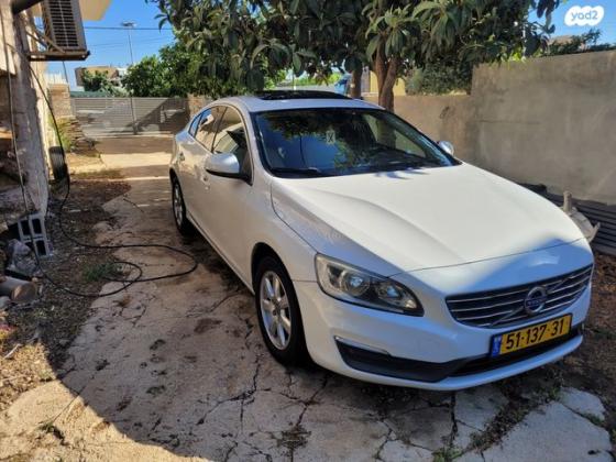 וולוו S60 T5 Active אוט' 2.0 (245 כ''ס) בנזין 2014 למכירה בטובא זנגריה