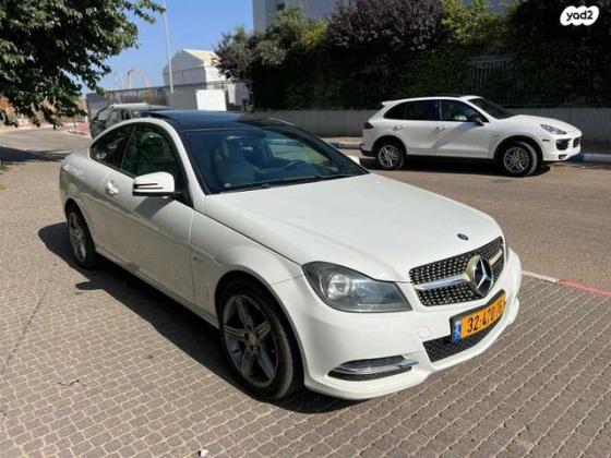 מרצדס C-Class קופה / קבריולט C180 Standard אוט' 1.8 (156 כ''ס) בנזין 2012 למכירה באבן יהודה