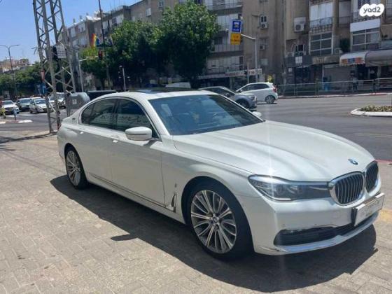 ב.מ.וו סדרה 7 740E IPer Luxury הייבריד אוט' 2.0 (258 כ''ס) היברידי חשמל / בנזין 2018 למכירה בראשון לציון