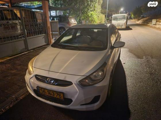 יונדאי i25 Inspire אוט' 1.4 (109 כ''ס) בנזין 2011 למכירה בקדרון