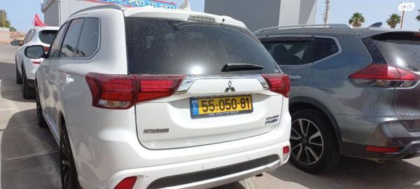 מיצובישי אאוטלנדר PHEV 4X4 Supreme הייבריד אוט' 5 מק' 2.0 (121 כ"ס) היברידי חשמל / בנזין 2017 למכירה בראשון לציון