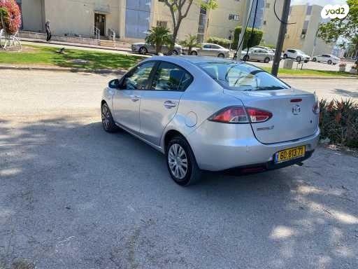 מאזדה H Active סדאן אוט' 1.5 (103 כ"ס) בנזין 2011 למכירה בחיפה