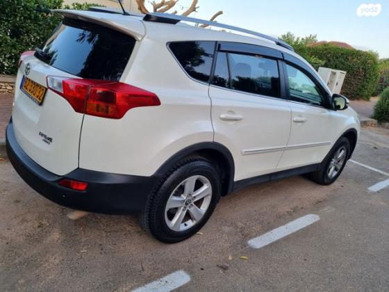 טויוטה RAV4 ארוך 4X4 Premium אוט' 2.0 (151 כ''ס) בנזין 2015 למכירה בקציר