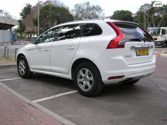 וולוו XC60 T5 R-Design סטיישן אוט' 2.0 (245 כ"ס) בנזין 2015 למכירה בחולון