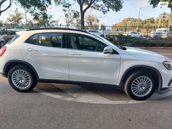 מרצדס GLA GLA200 Style SB M אוט' 1.6 (156 כ"ס) בנזין 2019 למכירה בנתניה