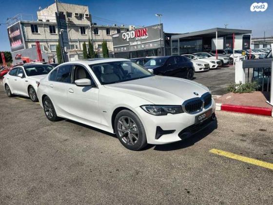 ב.מ.וו סדרה 3 330E Sport הייבריד אוט' 2.0 (184 כ''ס) היברידי חשמל / בנזין 2021 למכירה בתל אביב יפו