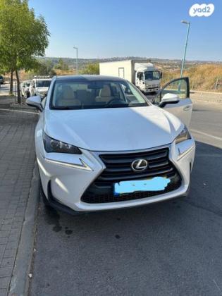 לקסוס NX NX200T Luxury אוט' 2.0 (238 כ"ס) בנזין 2015 למכירה באורנית