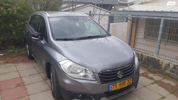 סוזוקי SX4 קרוסאובר GLX אוט' 1.6 (118 כ''ס) בנזין 2015 למכירה בכפר סבא