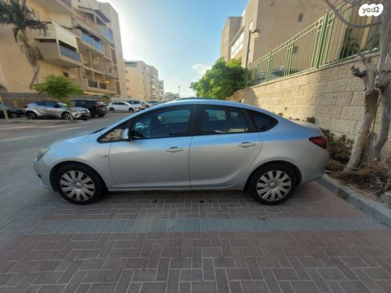 אופל אסטרה Berlina Enjoy סדאן אוט' 1.4 (140 כ"ס) בנזין 2013 למכירה בבאר שבע