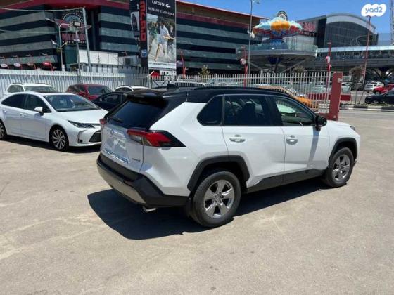 טויוטה RAV4 הייבריד E-xperience הייבריד 5 דל' אוט' 2.5 (178 כ''ס) בנזין 2023 למכירה בירכא