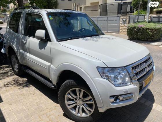 מיצובישי פג'רו קצר 4X4 Dakar אוט' דיזל 5 מק' 3.2 (190 כ''ס) דיזל 2016 למכירה בפתח תקווה