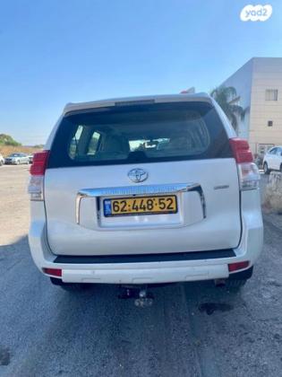 טויוטה לנד קרוזר ארוך 4X4 Luxury 60th אוט' דיזל 7 מק' 3.0 (190 כ''ס) דיזל 2013 למכירה בחיפה