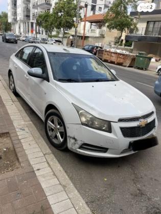 שברולט קרוז LS סדאן אוט' 1.6 (124 כ"ס) בנזין 2012 למכירה בחולון