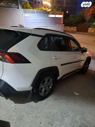 טויוטה RAV4 ארוך 4X4 Experience אוט' 2.0 (175 כ''ס) בנזין 2022 למכירה בקרית טבעון