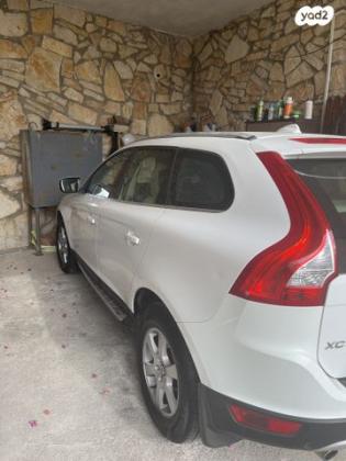 וולוו XC60 4X4 D5 Active סטיישן אוט' דיזל 2.4 (205 כ''ס) דיזל 2011 למכירה בבסמת טבעון