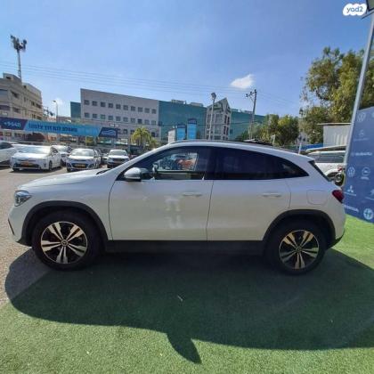 מרצדס GLA GLA200 Exclusive FLT אוט' 1.3 (163 כ''ס) בנזין 2021 למכירה בכפר סבא