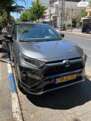 טויוטה RAV4 הייבריד 4X4 E-Motion פלאג-אין אוט' 2.5 (185 כ''ס) היברידי חשמל / בנזין 2021 למכירה בתל אביב יפו