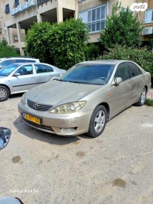 טויוטה קאמרי Executive אוט' 2.4 (156 כ"ס) בנזין 2006 למכירה בבני ברק