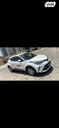 טויוטה C-HR OMF Business הייבריד אוט' 1.8 (98 כ''ס) בנזין 2022 למכירה ברמלה